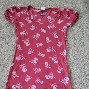 Skull and crossbones cap sleeve shirt